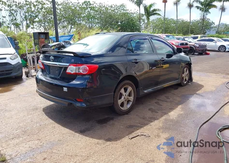 2012 Toyota Corolla S из США, поврежденный, VIN 2T1BU4EE5CC813840